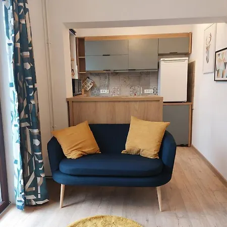 Apartment Snug - Private Parking Near Downtown *