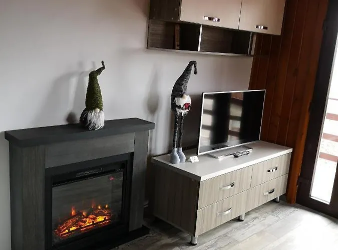 Snug - Private Parking Near Downtown * Brasov