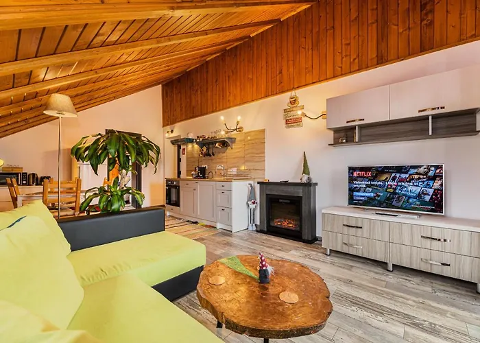 Snug - Private Parking Near Downtown *