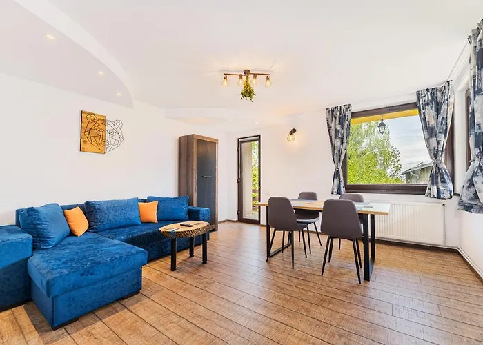 Snug - Private Parking Near Downtown