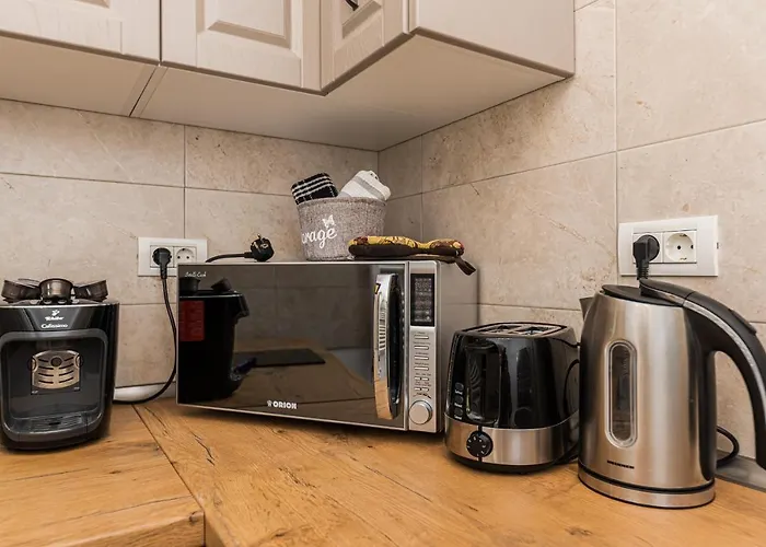 Snug - Private Parking Near Downtown Appartement *