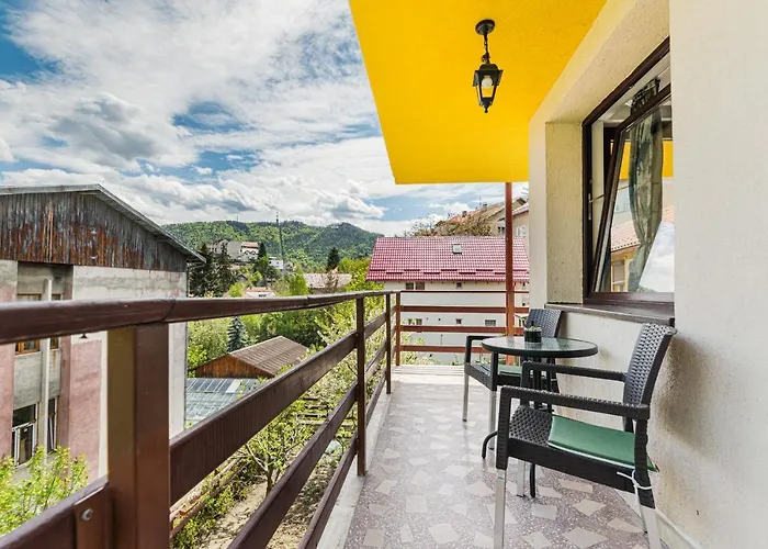 Snug - Private Parking Near Downtown *