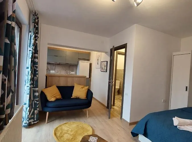 Appartement Snug - Private Parking Near Downtown Braşov